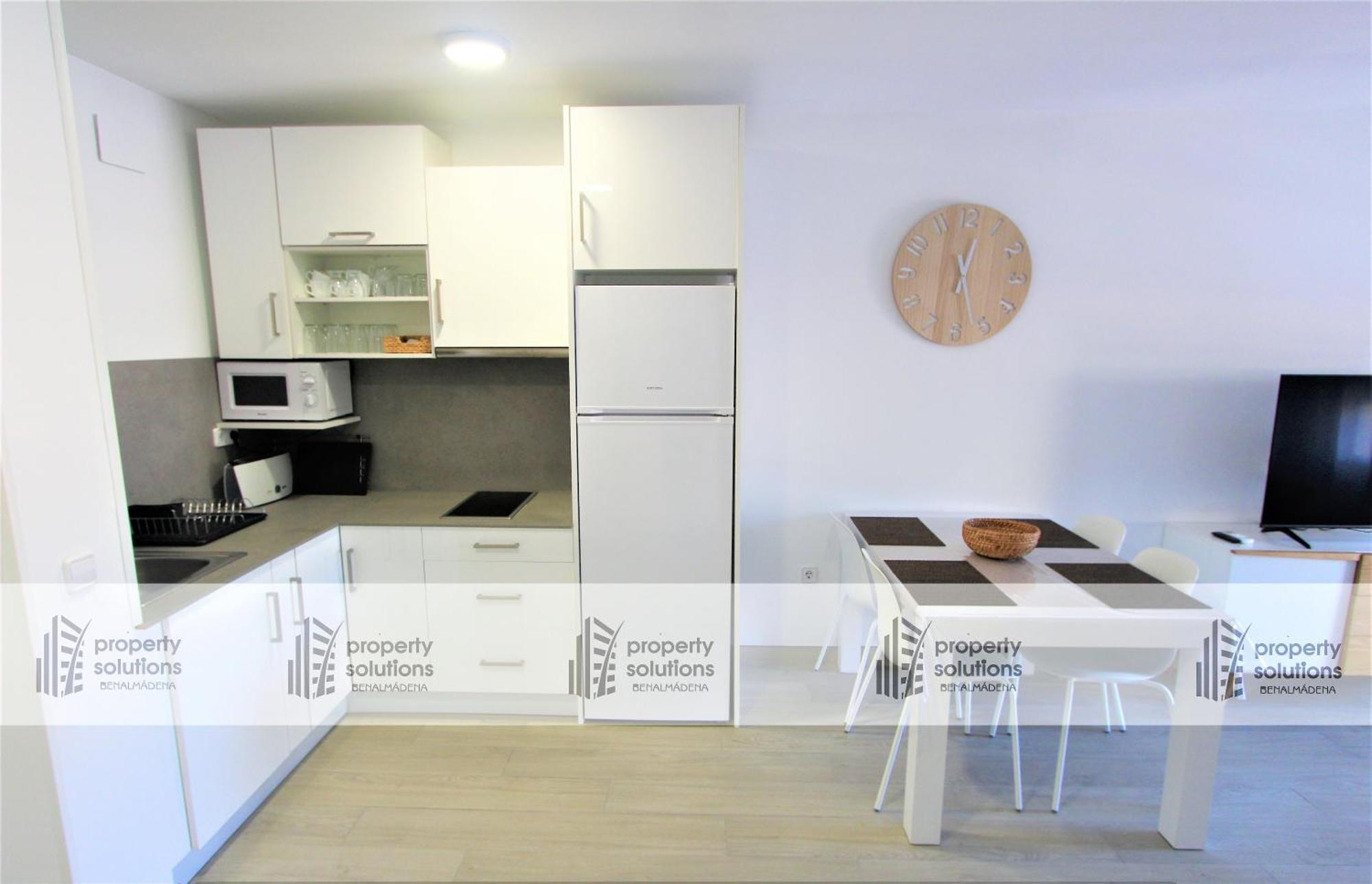 706 Minerva Apartamentos - Vista Al Mar Y La Piscina - Piscina Y Playa ベナルマデナ エクステリア 写真