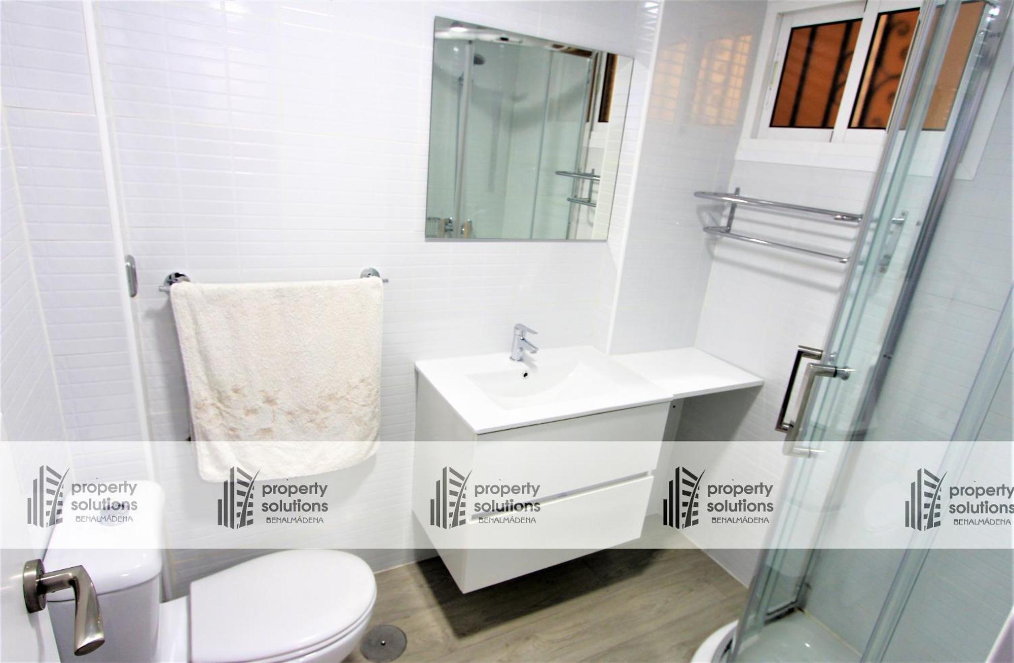 706 Minerva Apartamentos - Vista Al Mar Y La Piscina - Piscina Y Playa ベナルマデナ エクステリア 写真