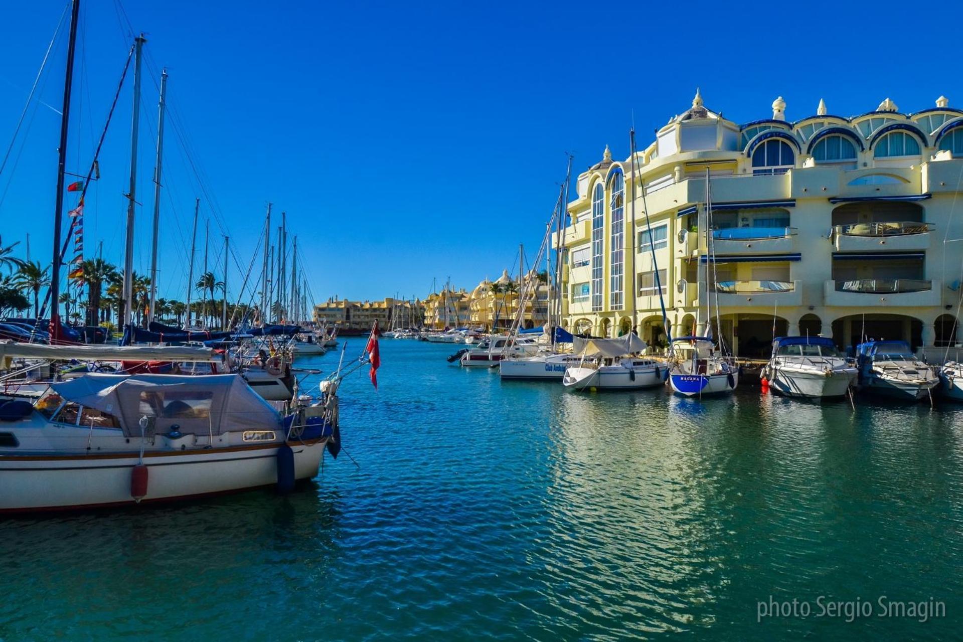 706 Minerva Apartamentos - Vista Al Mar Y La Piscina - Piscina Y Playa ベナルマデナ エクステリア 写真