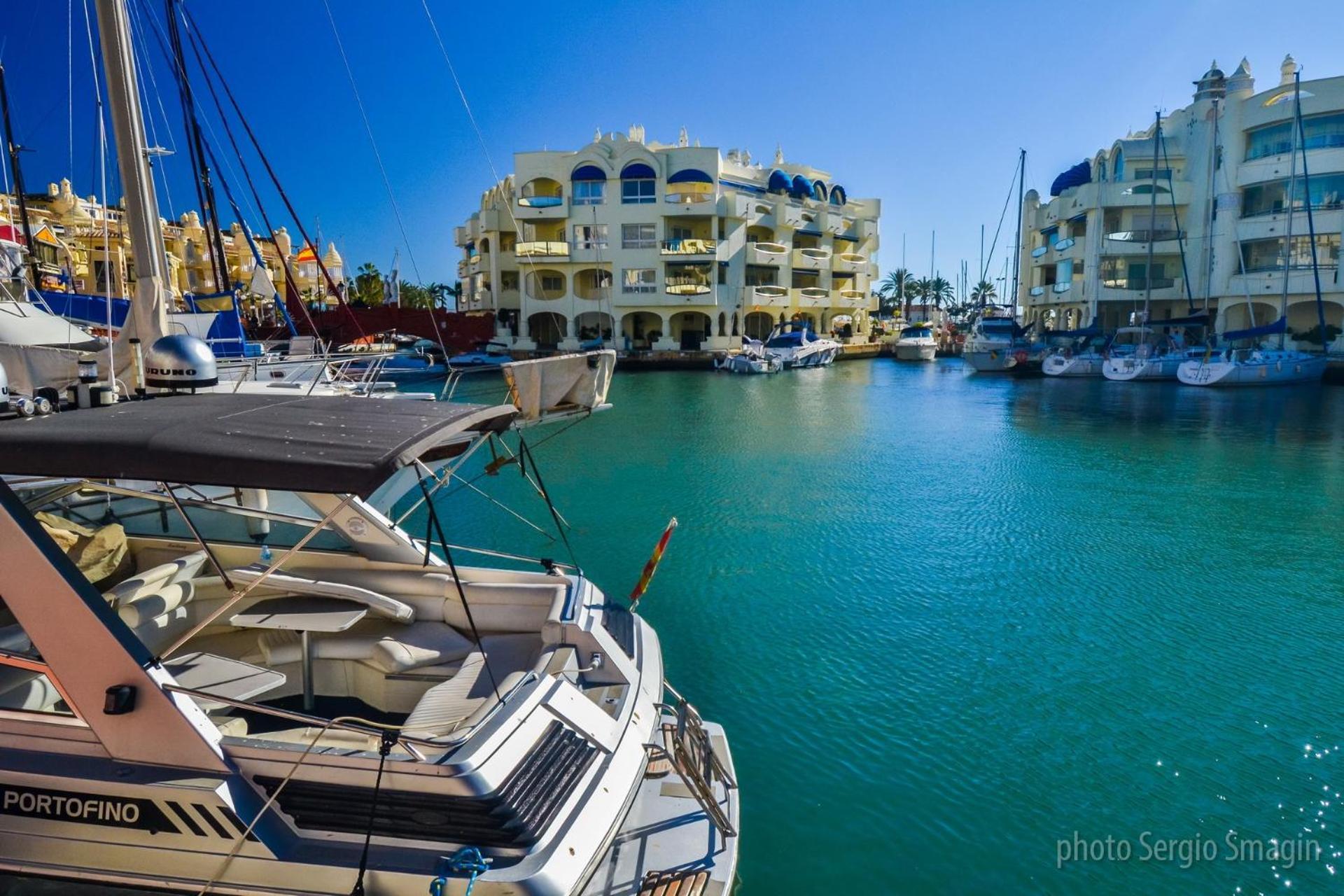 706 Minerva Apartamentos - Vista Al Mar Y La Piscina - Piscina Y Playa ベナルマデナ エクステリア 写真